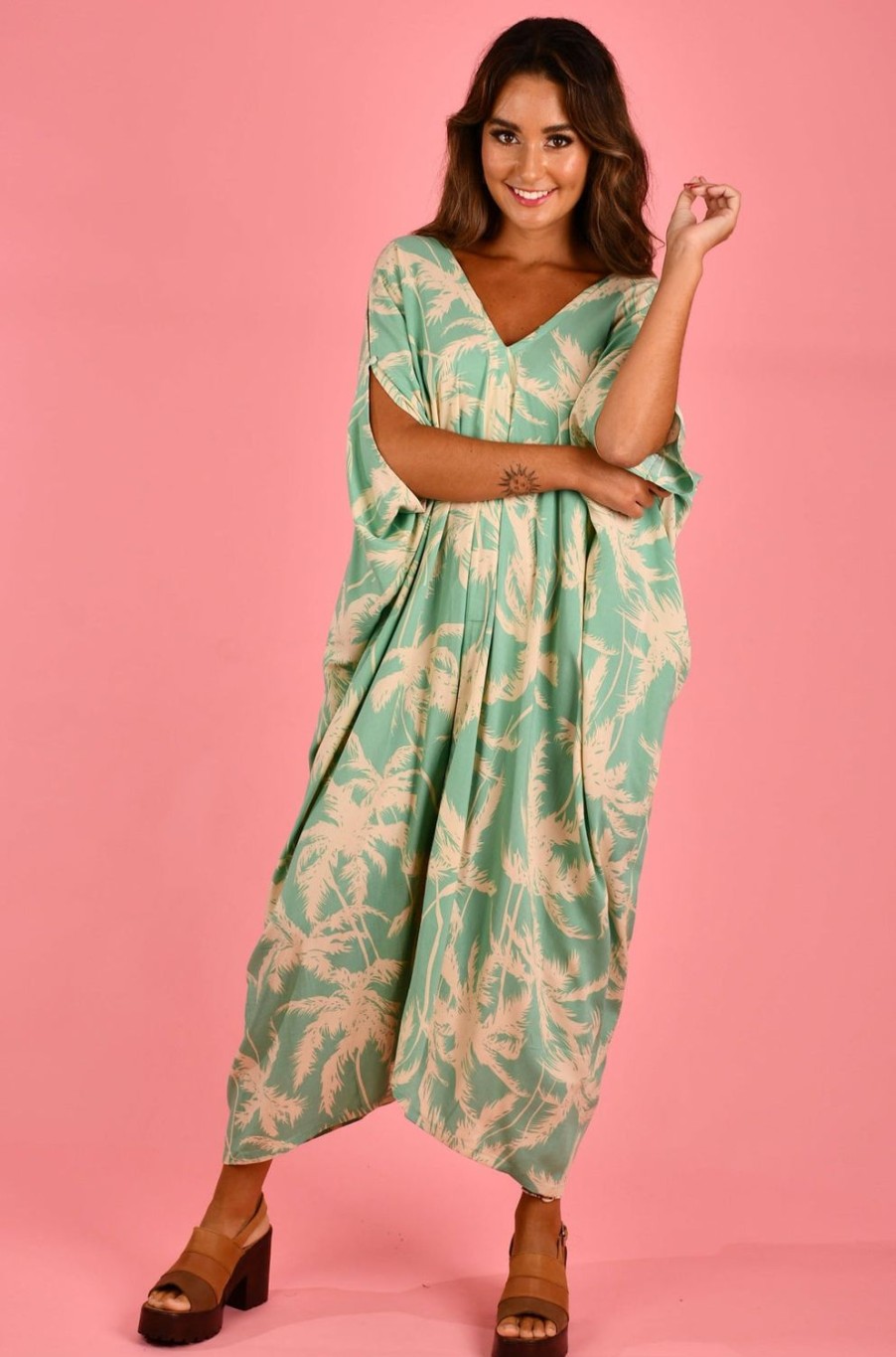 BODACIOUS Kaftans | Vbld348 - Cushla Dress Fiji Palms