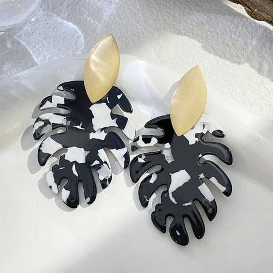 GO GIRL ACCESSORIES Earrings | Gj0155 - Black Marble Leaf Fern Earrings