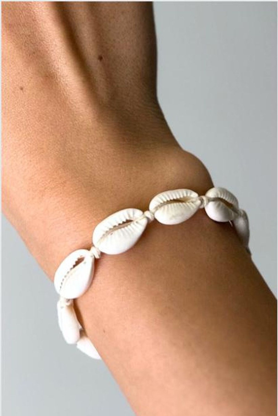 Go Girl Wholesale Beachy Jewellery | Vrzj2204 Small Shell Bracelet