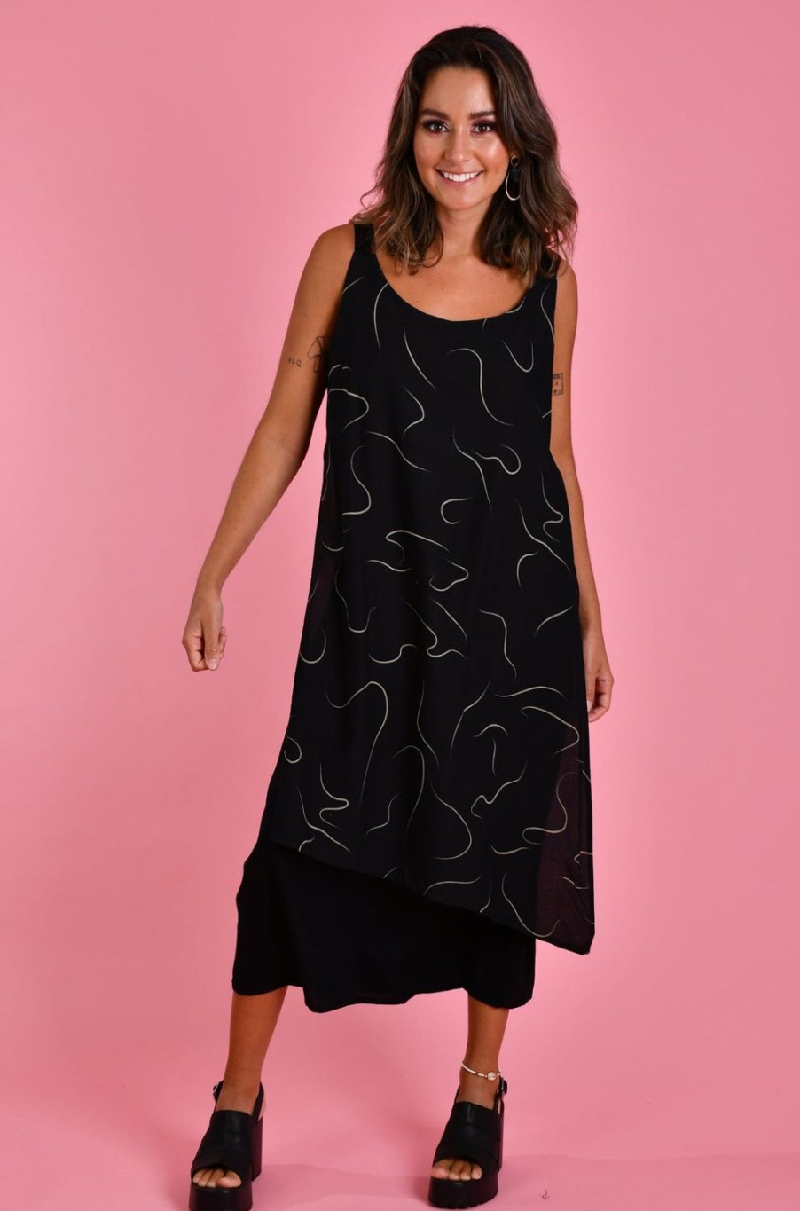 BODACIOUS Dresses | Vbld095 - Overlap Dress Swirl Black